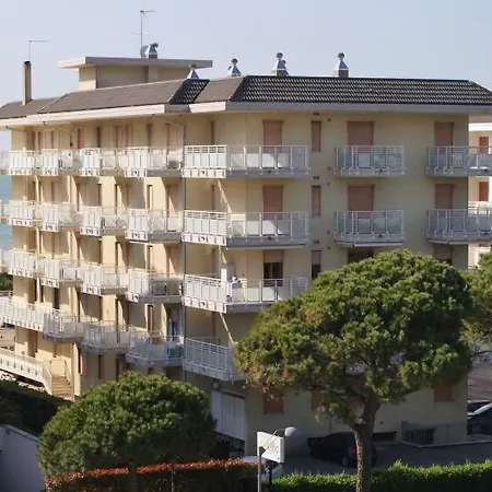Trilocale Diplomatic Fronte Mare Piazza Torino Apartment *